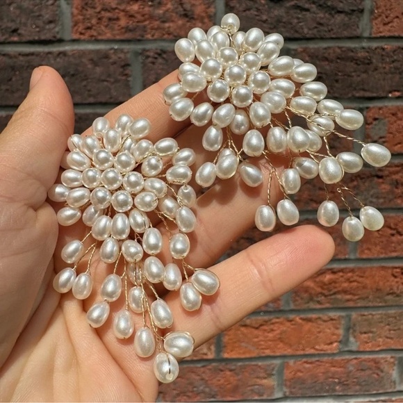Anthropologie Pearl Wired Cascading Earrings - Picture 8 of 15